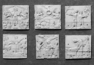 Fragmente eines Reliquienkastens mit Szenen aus dem Leben Christi und mit Evangelistensymbolen