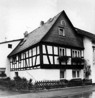 Braunfels, Mittelstraße 2