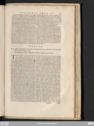 Vers. XX. Et ait Moyses ad populum, Nolite timere. Ut enim probaret vos, venit Deus, & ut terror illius esset in vobis, & non peccaretis. 21. Stetitque populus de longè, Moyses verò acceßit ad caliginem in quâ erat Deus.