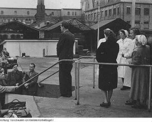 Konsumgenossenschaft, Inventur-Ausverkauf - Deutsches Rotes Kreuz (DRK) - Warenpräsentation, Zahnarzt u.a. mehr, 9154