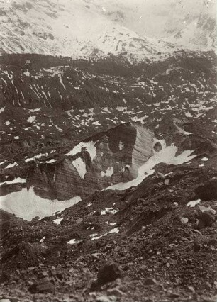 Gletscher im Kraterkessel des Cerro Altar bei 4500 m (2)