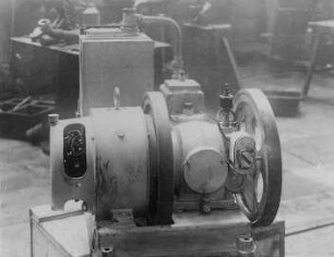 Motor-Lichtaggregat (Deutz, Köln) : Technikgeschichte | Maschinenbau | Kraftmaschinen | Gasgeneratoren, Gasmaschinen