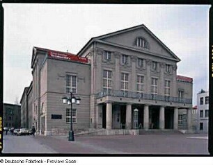 Weimar, Theaterplatz 2. Nationaltheater (1906-1907; J. Heilmann, M. Littmann)