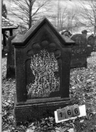 Grabstein 166