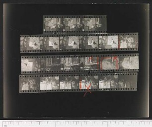 Kontaktabzüge von Porträtaufnahmen Albert Einstein