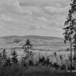 Aussicht vom Mönchswalder Berg : Blick vom Mönchswalder Berg ins Lausitzer Bergland