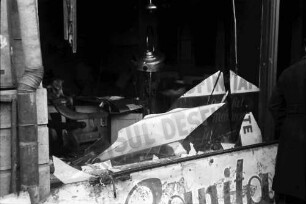 Bukarest: Calea Dudesti: Geplünderter Friseur