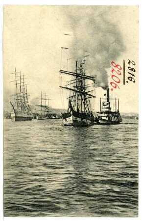 Portland, Oregon. Towing on the Willamette River
