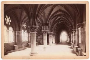 Auditoriengebäude der Philipps-Universität Marburg: Halle