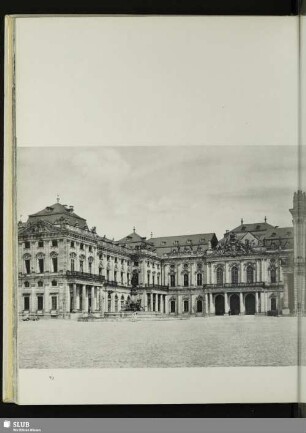 Würzburger Residenzschloß (Ehrenhof)