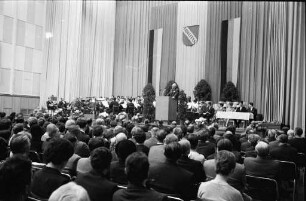 Freisprechungsfeier der Industrie- und Handelskammer Karlsruhe im Großen Saal der Stadthalle.
