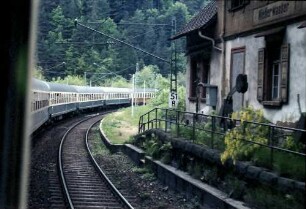 Triberg: 1. FD Zug auf der Schwarzwaldbahn [am Bahnhof Niederwasser]