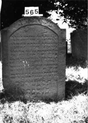 Grabstein 565