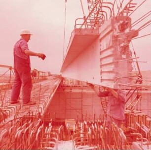 Autobahnkreuzungs-bauwerk, Gambach
