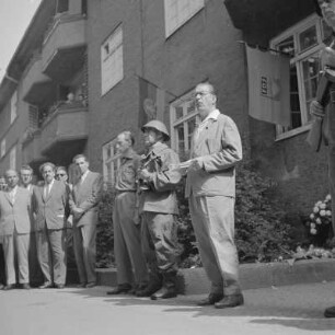 Gedenkfeier zum 80. Geburtstag von Georgi Dimitroff in Berlin - Adlershof.