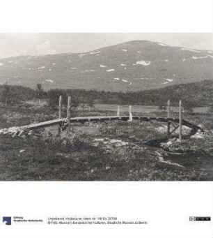 Holzbrücke