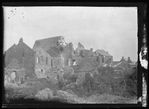 Kirchenruine Pont-à-Vendin (Dep. Pas-de-Calais, Frankreich)