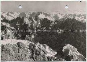 Alpen, Zugspitze, Gipfelkreuz