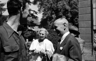 Insel Mainau: Empfang des Prinzen auf der Insel Mainau: Graf Lennart Bernadotte, Frau Domagk, Gerhard Domagk