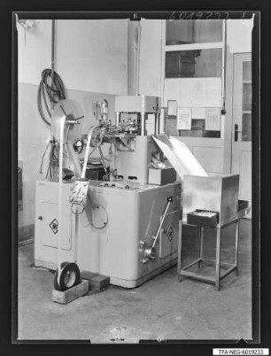 Stanzautomat (Sputnik), Gesamtansicht, Foto 1960