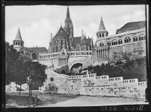 Budapest. Fischerbastei (1895-1902; Frigyes Schulek), Krönungsstiege
