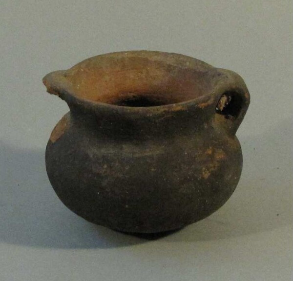 Clay vessel