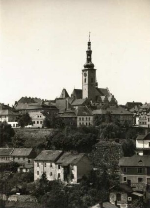 Tábor (Tabor). Blick auf die Stadt mit Dechanteikirche (beg. nach 1440)