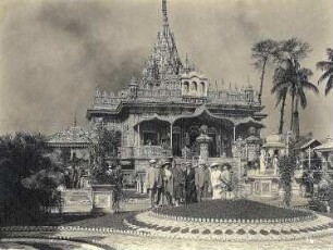 Kalkutta, Indien. Gruppenbild vor dem Jaintempel (1867)