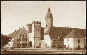 Liebschützberg-Wellerswalde, Rittergut Wellerswalde mit Torhaus : Verso bestempelt Emil Richter Oschatz, Sammler historischer Postkarten