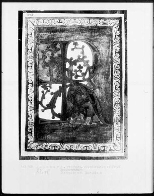 Perikopenbuch — Initialzierseite mit Initiale R, Folio 71recto