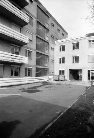 Freiburg: Uni Neubau, Institut: Forschungsgruppe für Präventive Medizin, Hofseite