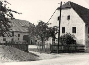Gasthof Kubschütz mit Wirtschaftsgebäude : Hosćenc z hospodarskim twarjenjom w Kubšicach