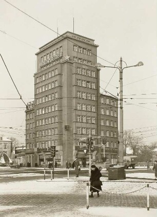 Hochhaus : Dresden, Hochhaus am Albertplatz, Verwaltungsgebäude der Verkehrbetriebe