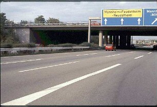 Ausfahrt aus Kreisel Südost (Mannheim Richtung Mannheim-Neuostheim) zu Fahrbahn Ost der B38a (Mannheim-Neckarau Richtung Mannheim-Neuostheim)