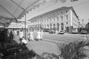 Neubezug des Gebäudes der Dresdner Bank Zähringer Straße 41 am Marktplatz nach Auskernungs- und Erweiterungsarbeiten