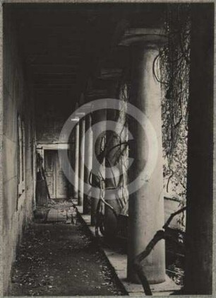 Loggia am Westflügel des Wasserschlosses Gießmannsdorf