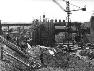 Wehrbaustelle Hohenfeld-Kitzingen/Main
