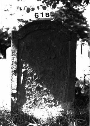Grabstein 618