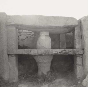 Malta. Mnajdra. Westtempel