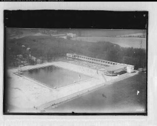 Leuna (Kr. Merseburg), Badeanstalt