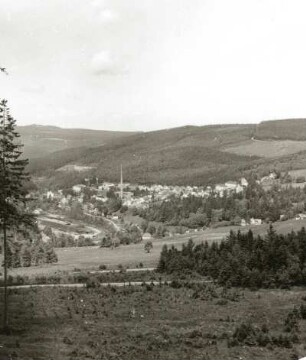 Breitenbrunn. Blick über den Ort nach Westen