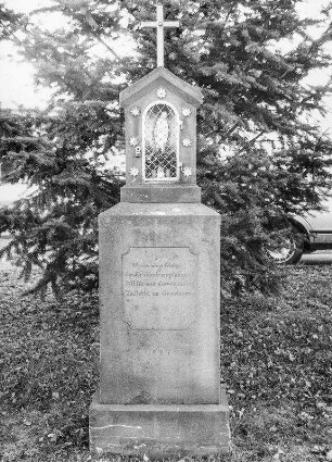 Heiligenhäuschen (Heiligenhäuschen); Hainburg, Kirchstraße