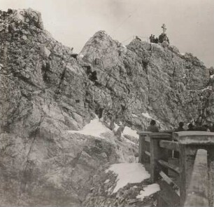 Oberbayern. Zugspitze. Ostgipfel