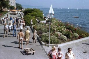Überlingen: Uferpromenade vom Park aus
