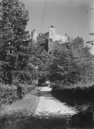 Salzburg, Festung Hohensalzburg : Salzburg. Blick vom Mönchsberg zur Burg unweit der Villa Frey