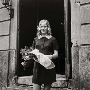 Fotografie einer Konfirmantin