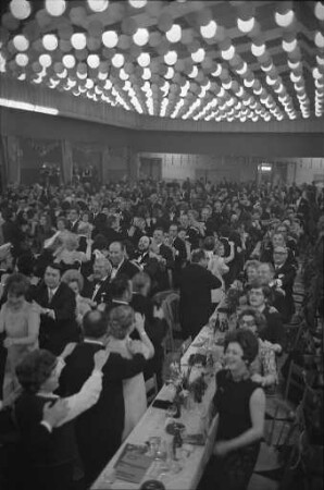 Prunksitzung der 1. Großen Karneval-Gesellschaft 1908 Durlach e.V. GroKaGe in der Durlacher Festhalle