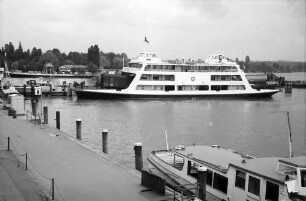 Friedrichshafen: Neues Fährschiff "Romanshorn" im Hafen