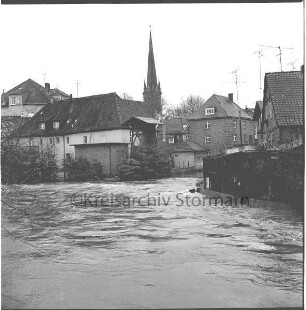 Hude: Trave: Hochwasser