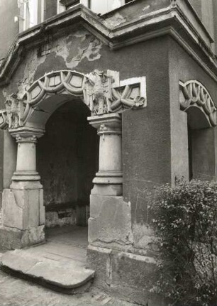 Dresden-Neustadt, Arndtstraße 2. Villa (um 1895). Windfang